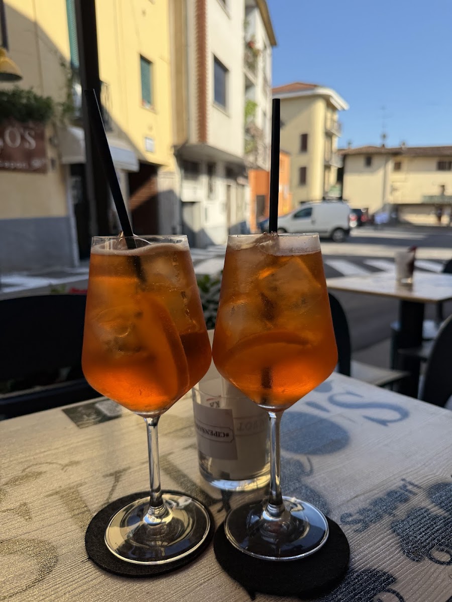 SKILO'S CAFÈ Photo 8