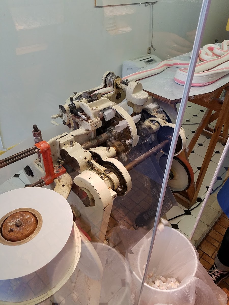 Downeast Candies Photo 8
