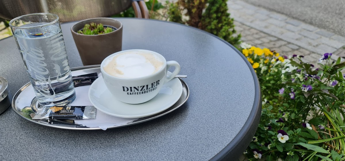 Le Petit Café Photo 5