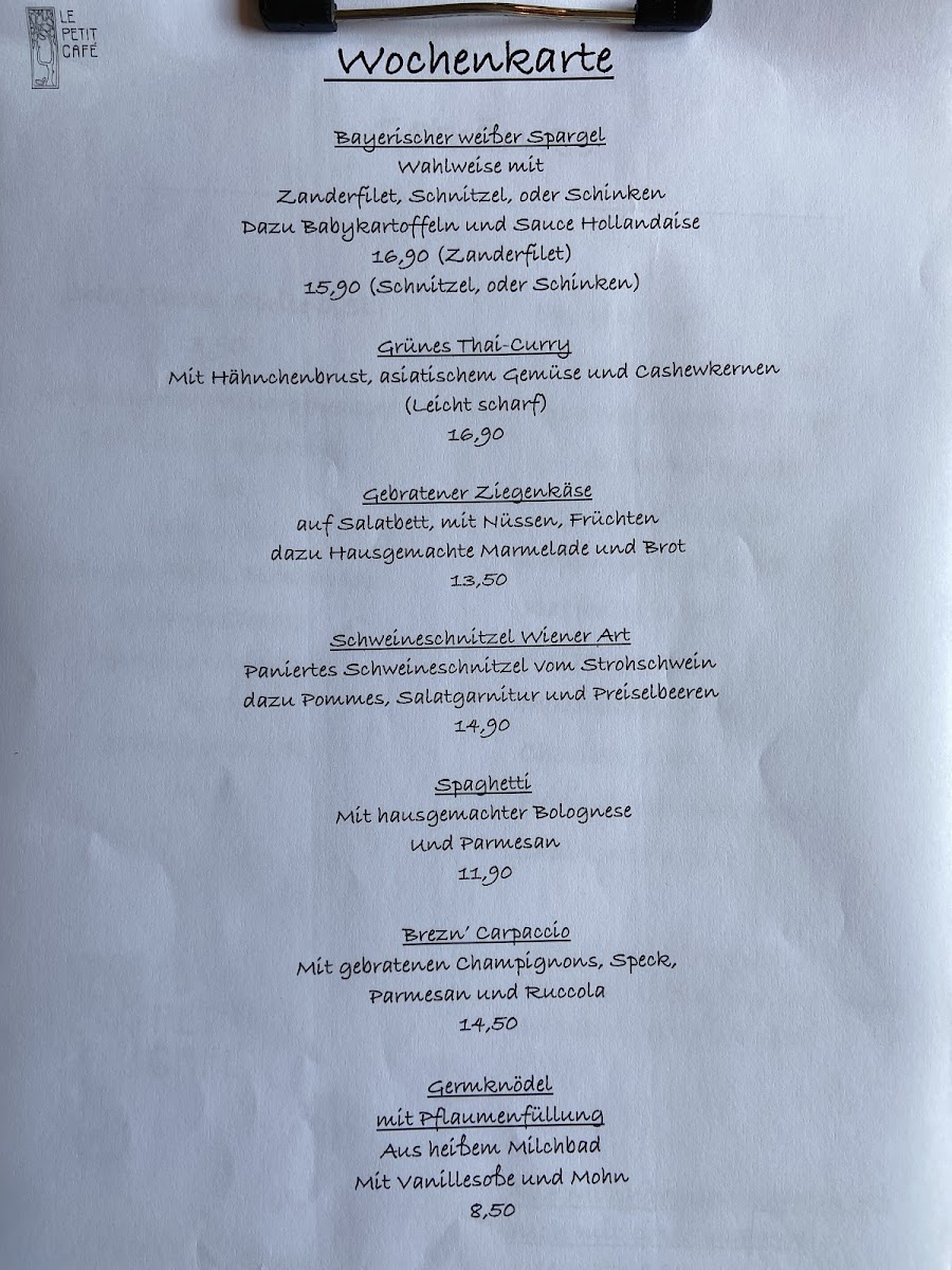 Le Petit Café Photo Menu 1