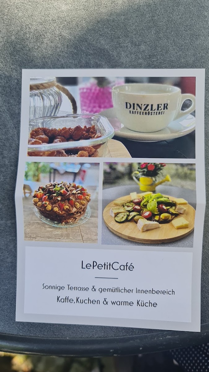 Le Petit Café Photo Menu 7