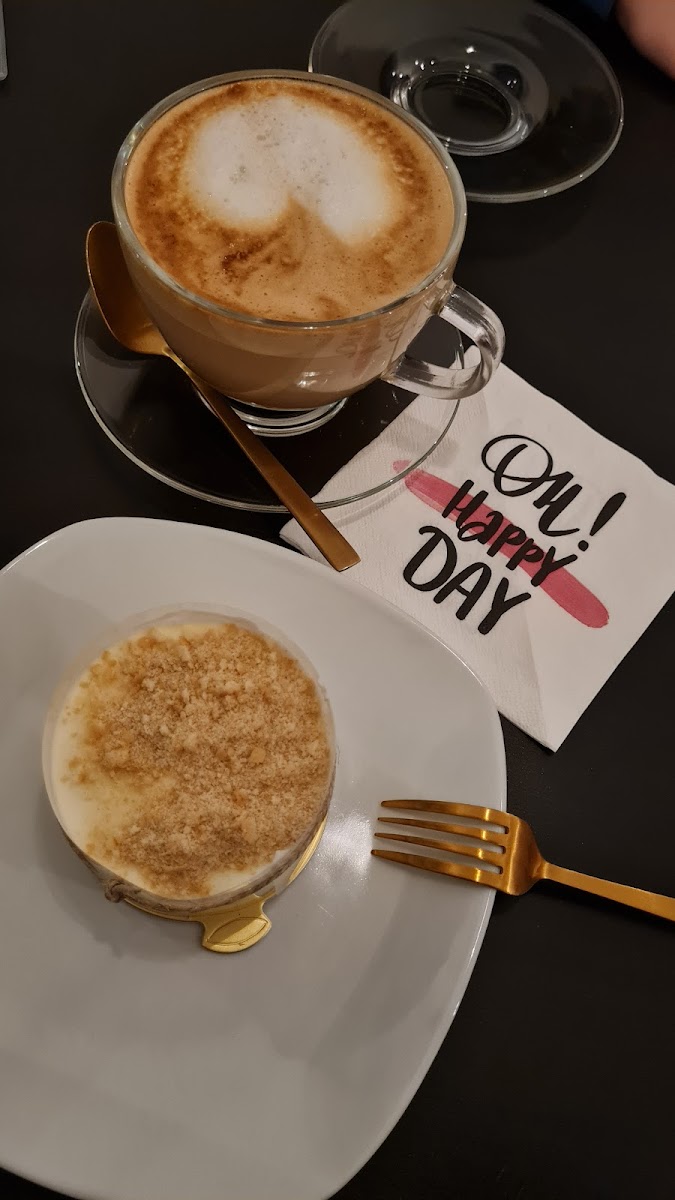 Café Mitanand Photo 9