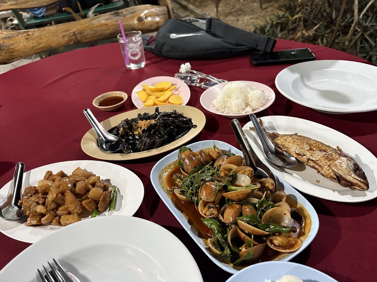 Mor Mu Dong Restaurant Photo 4