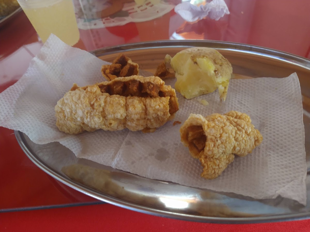 CHICHARRONES LA ERMITA % Photo 3