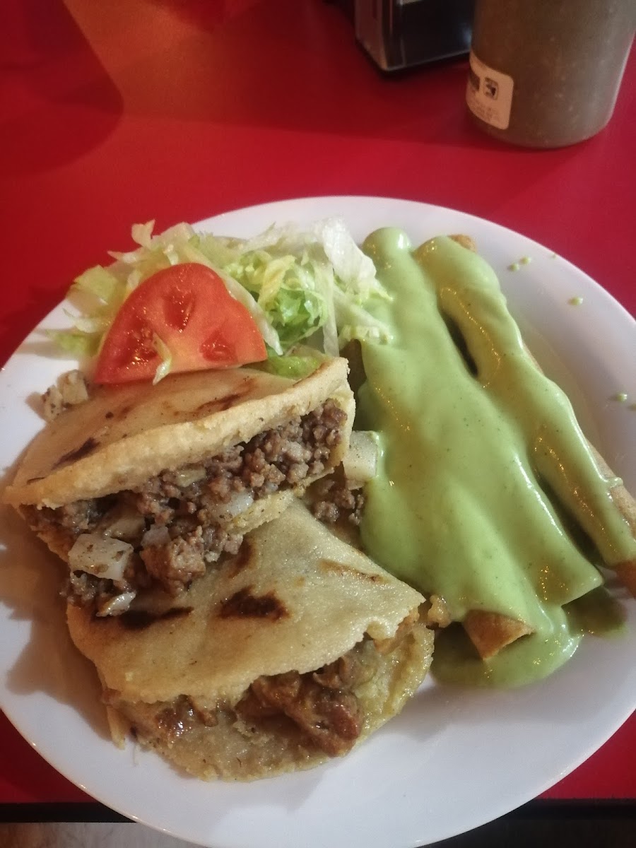 Antojitos Nany Photo 4