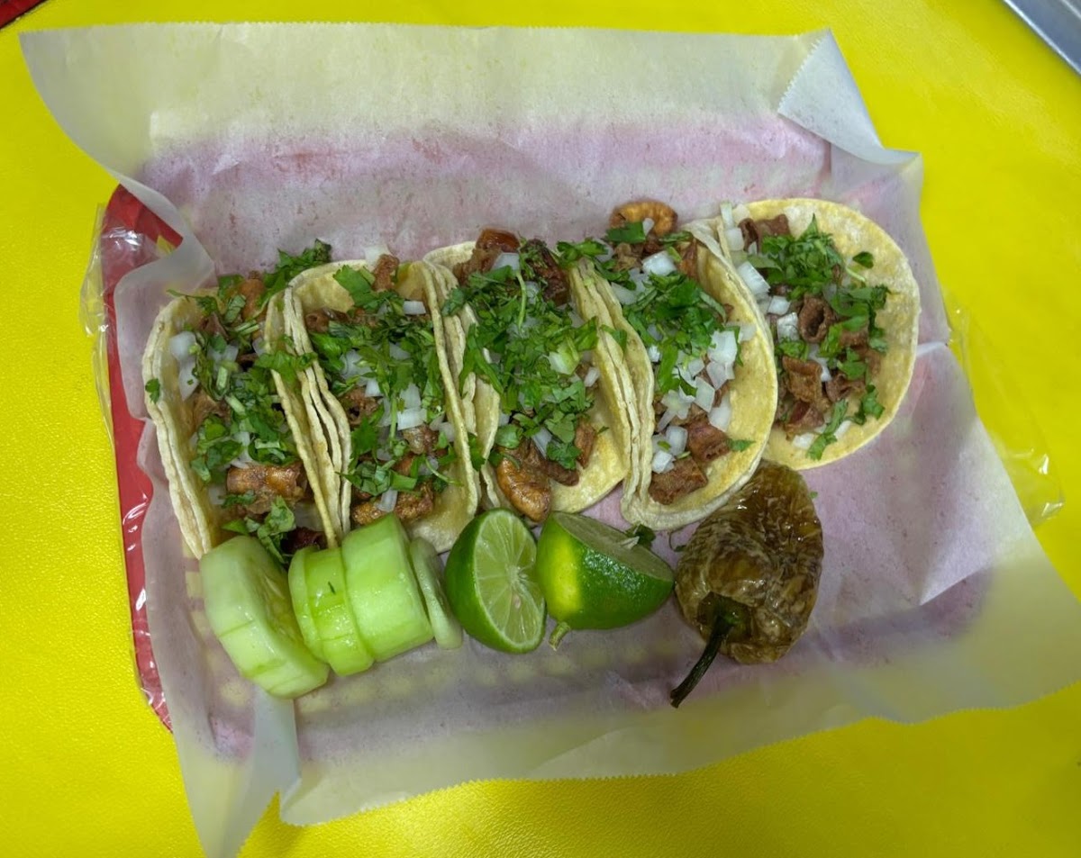 Sabrosito Hot Dogs Photo 2