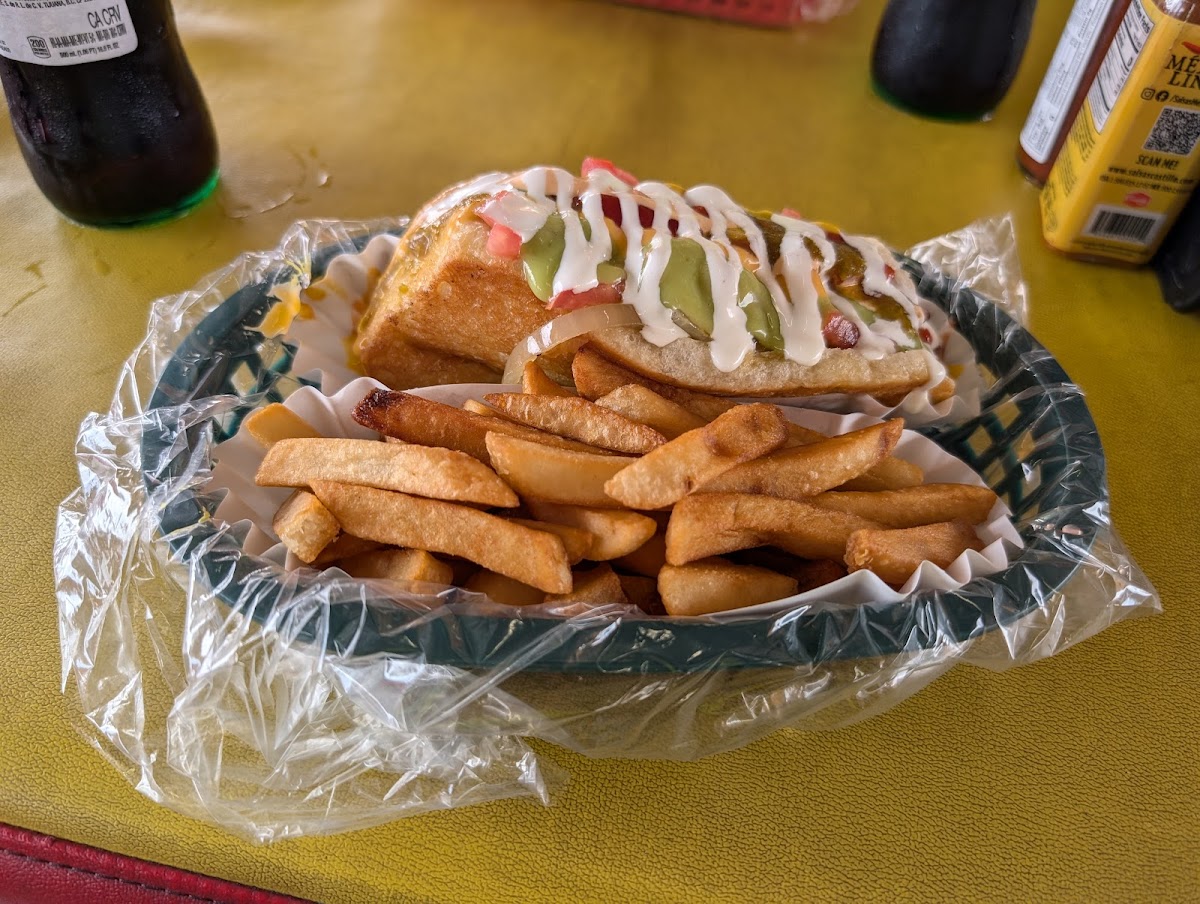 Sabrosito Hot Dogs Photo 4