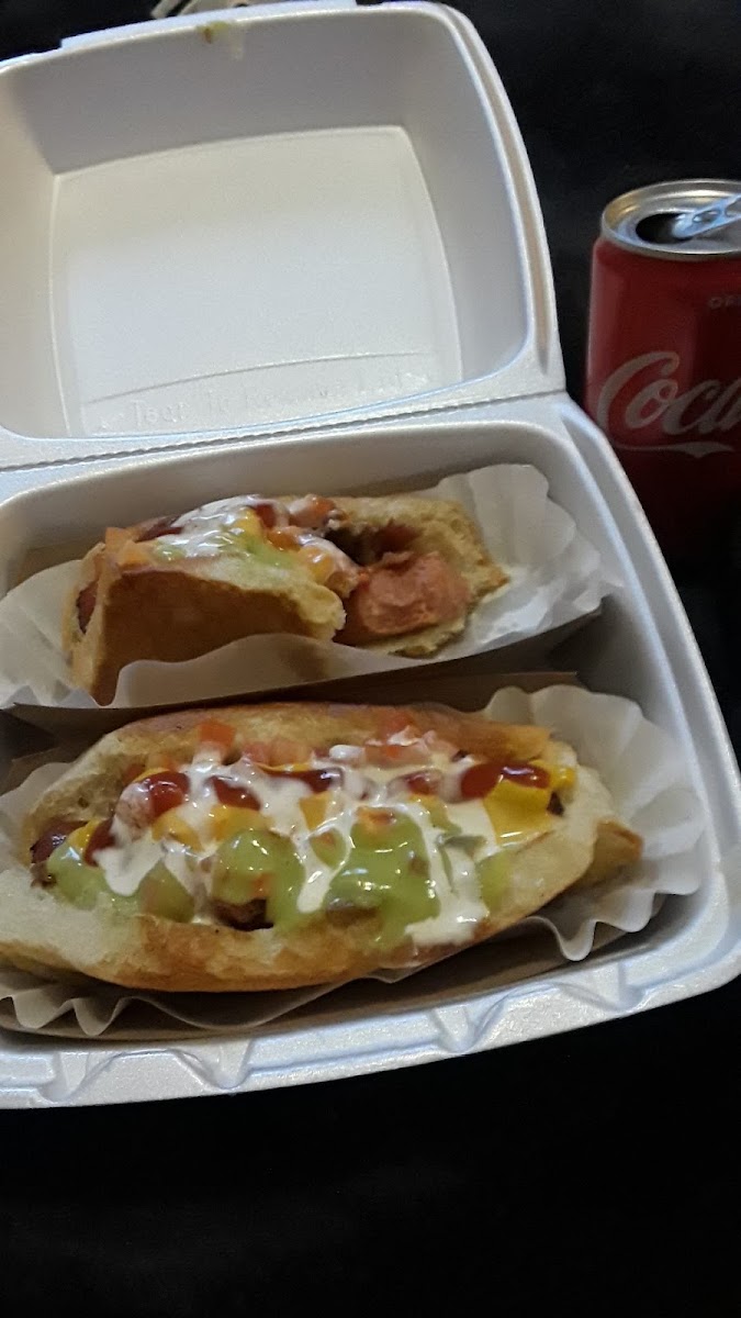Sabrosito Hot Dogs Photo 9