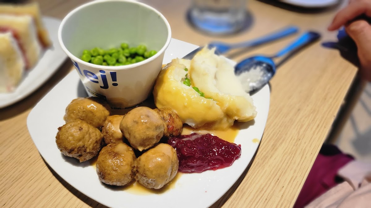 IKEA Restaurant Photo 10
