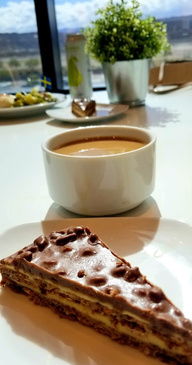 IKEA Restaurant Photo 9