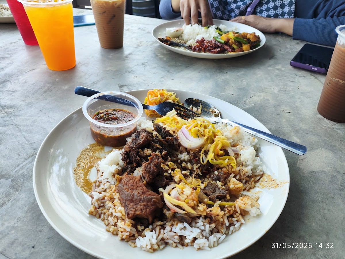 Kafe Adik Abang Photo 3