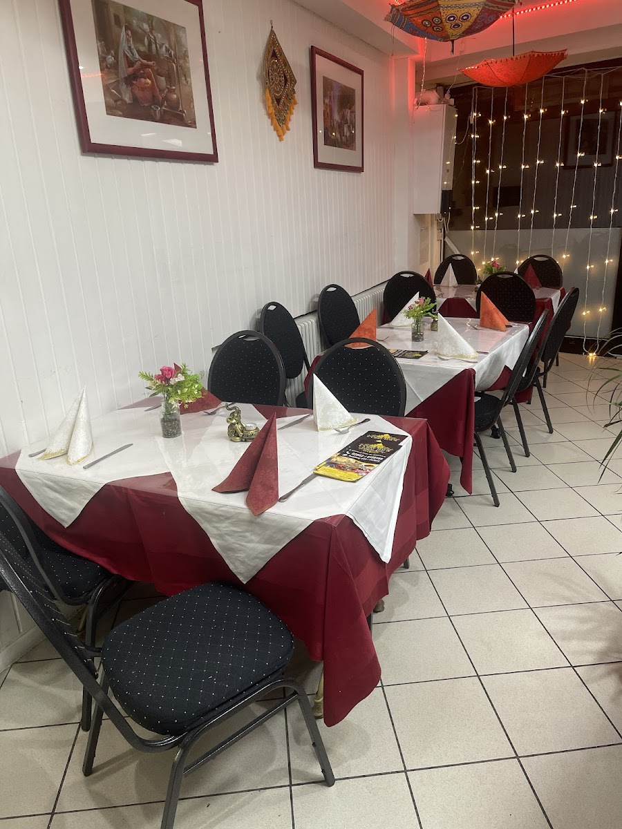Hare Krishna Restaurant - Curry Haus, Indische Küche