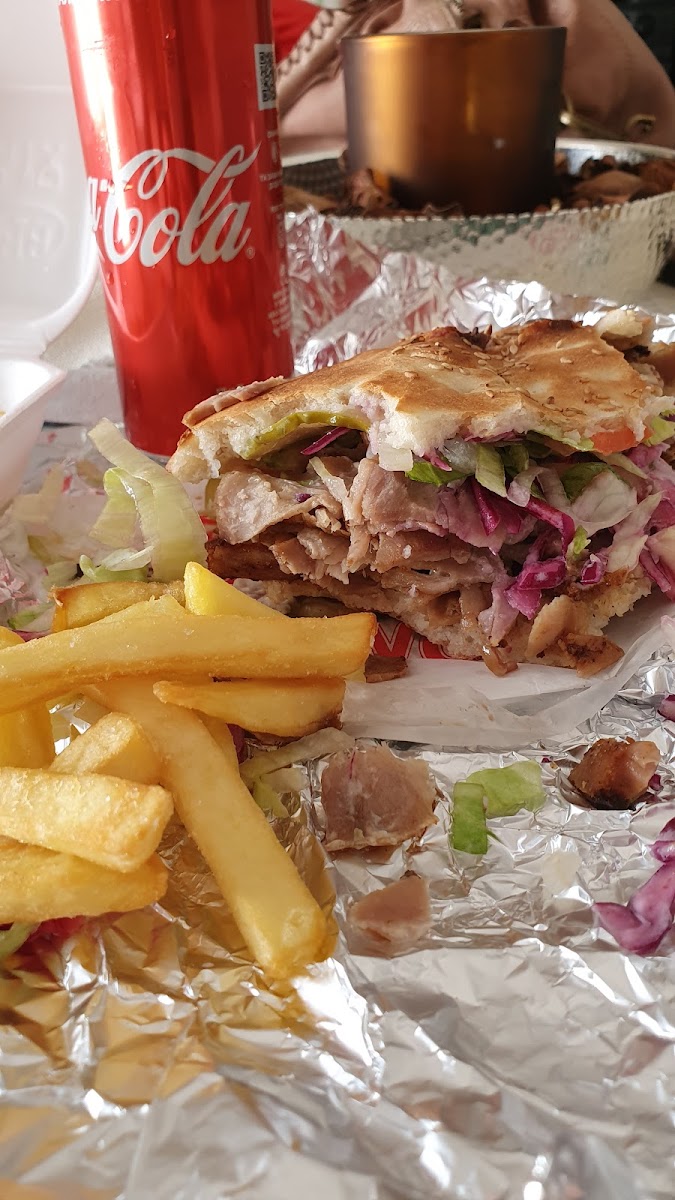 Istanbul Kebab & Pizza Photo 8