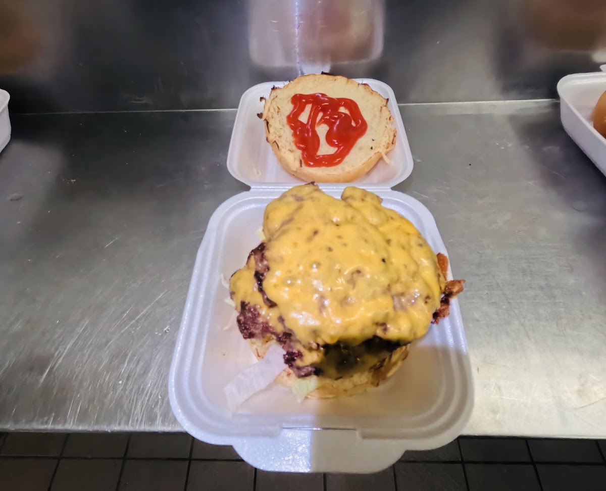 Der Burgermacher Restaurant Photo 4
