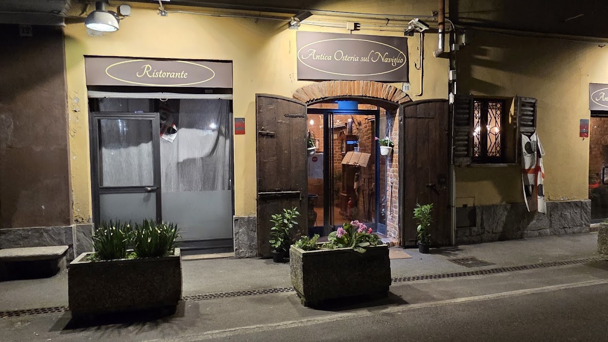 Antica Osteria sul Naviglio Photo 3