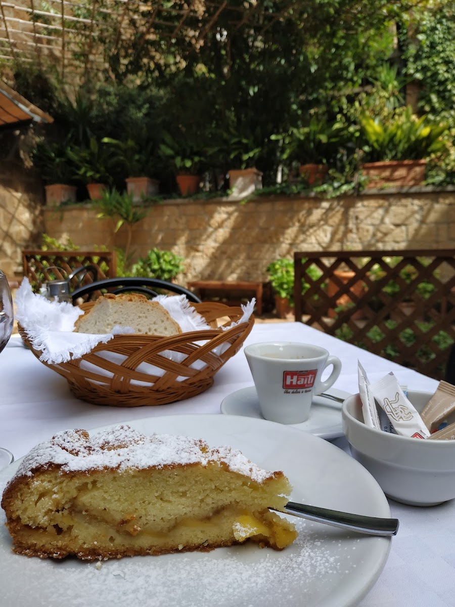 La Bottega del Pozzo Photo 10