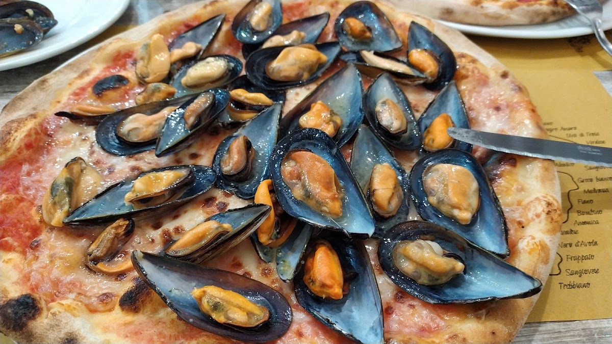 Pizzanu’s Pizzeria Ristorante Photo 6