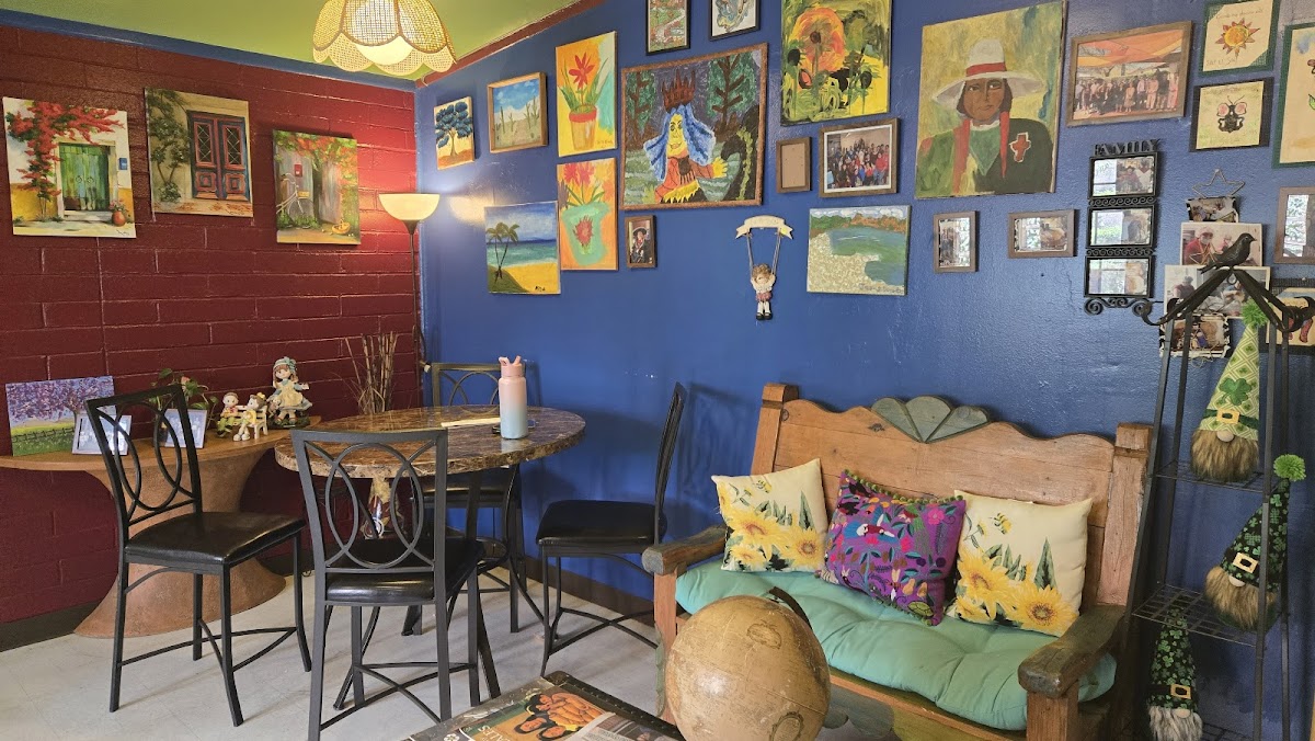 La Castellana Cafe Photo 3