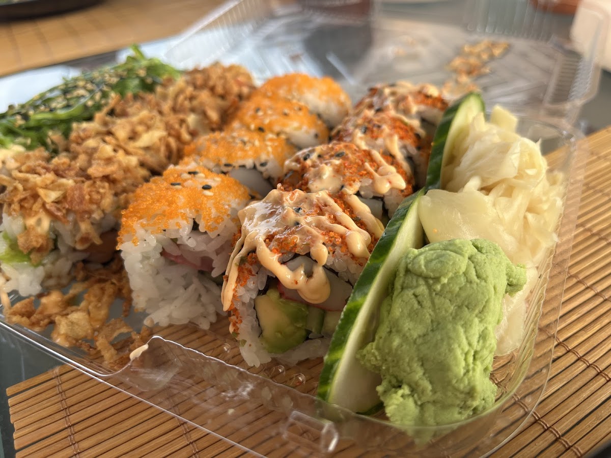 Sushi Hub Photo 3