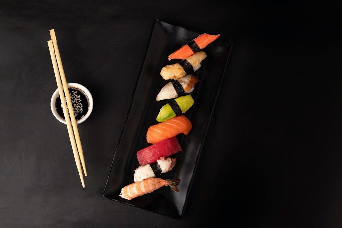 Sushi Hub Photo 4