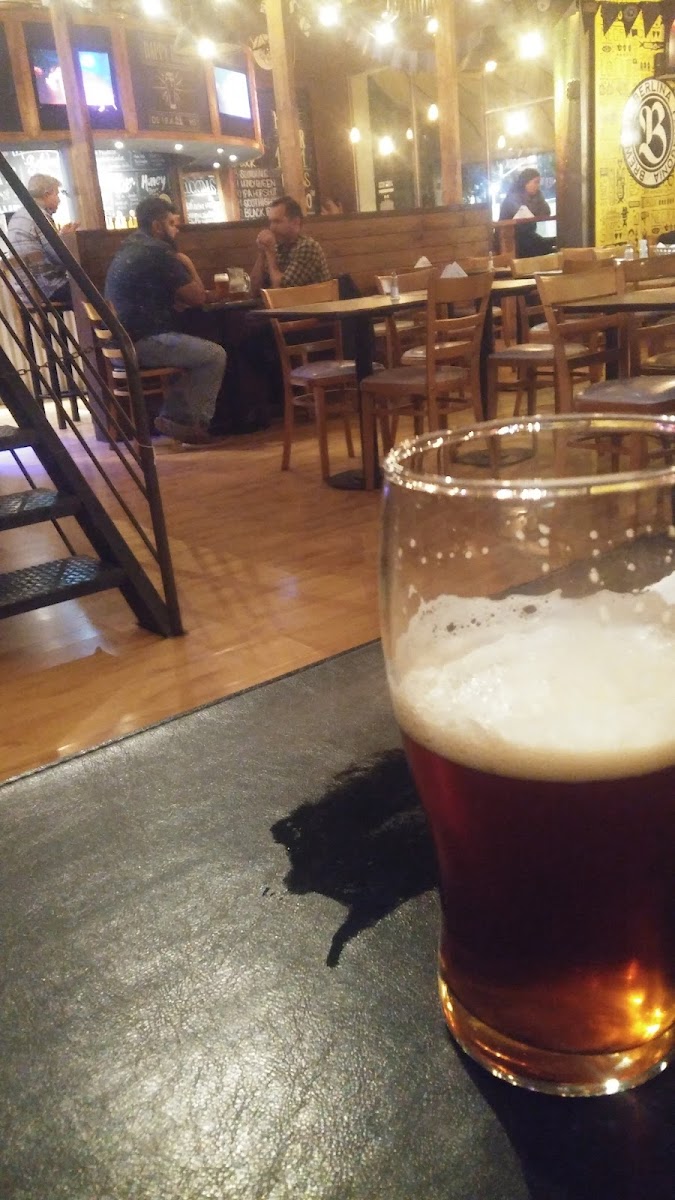 James Beer cerveceria Photo 8