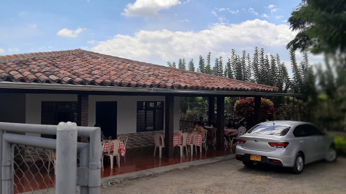 Restaurante La Buena Sazon Photo 4