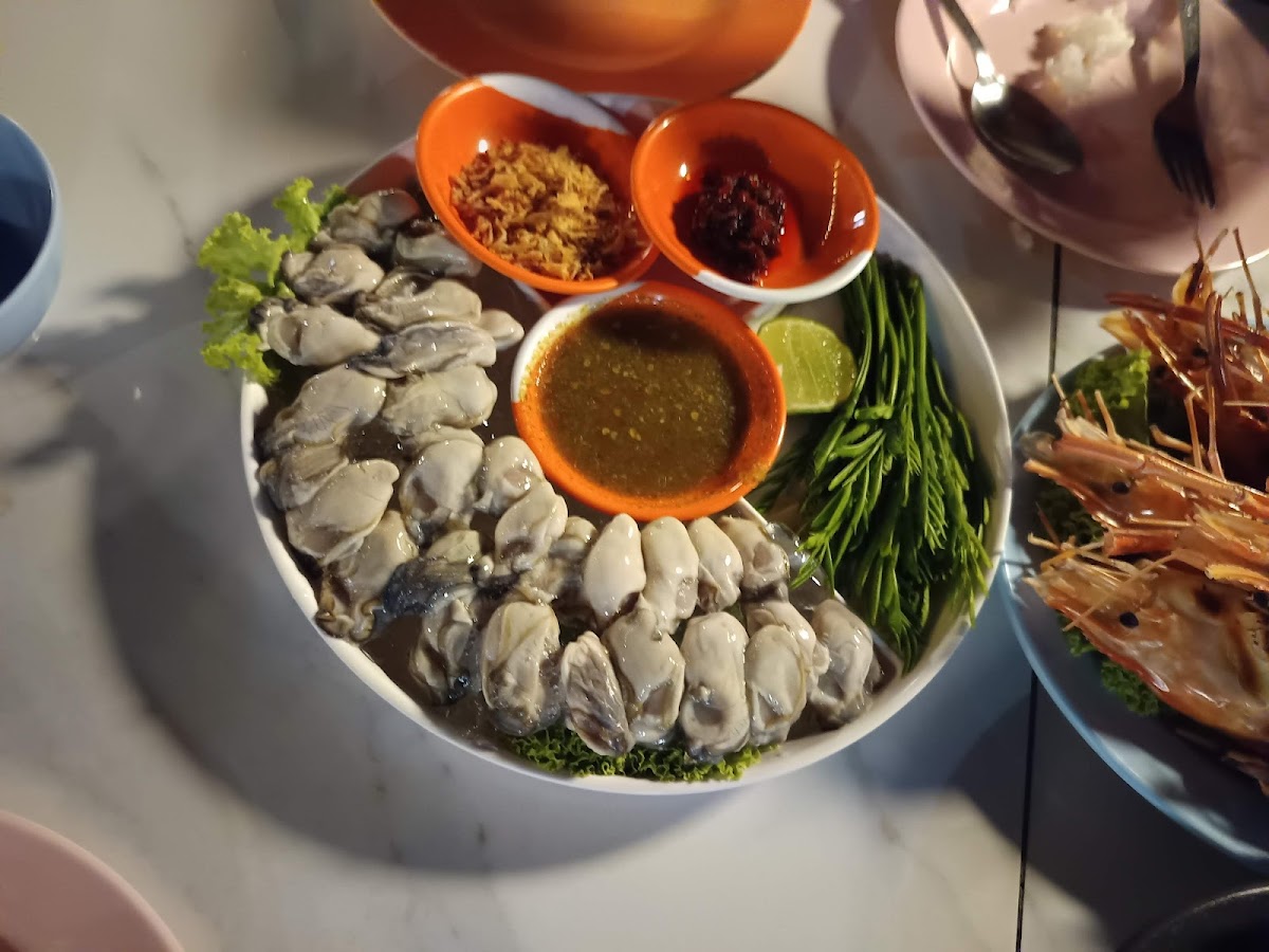 Lung Waen Seafood Photo 4