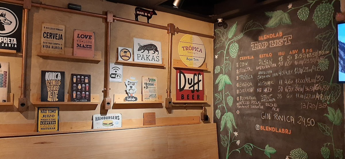 Blend Lab Tap House & Burgers Photo Menu 10