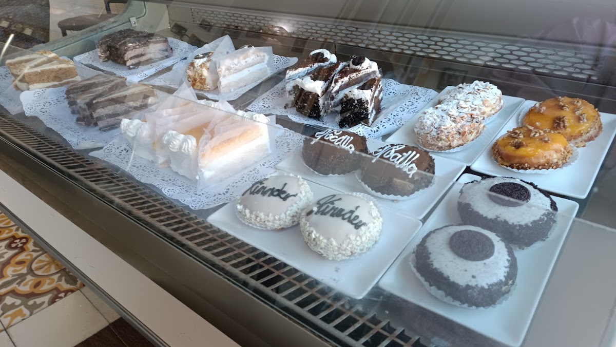 Cafetería Pastelería Santa Ana Photo 5