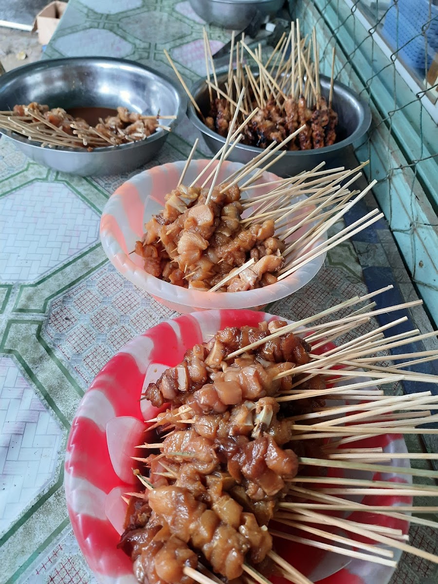 WARUNG SATE & KARE Photo 5