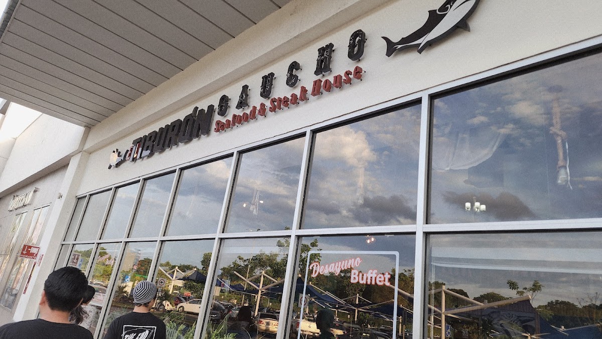 El Tiburón Gaucho Seafood and Steakhouse