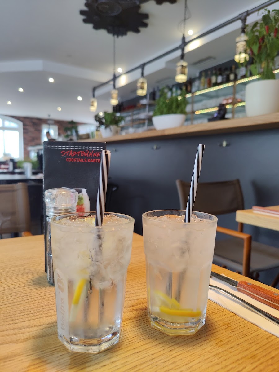 STADTBÜHNE- BISTRO-BAR-CAFÉ Photo 8