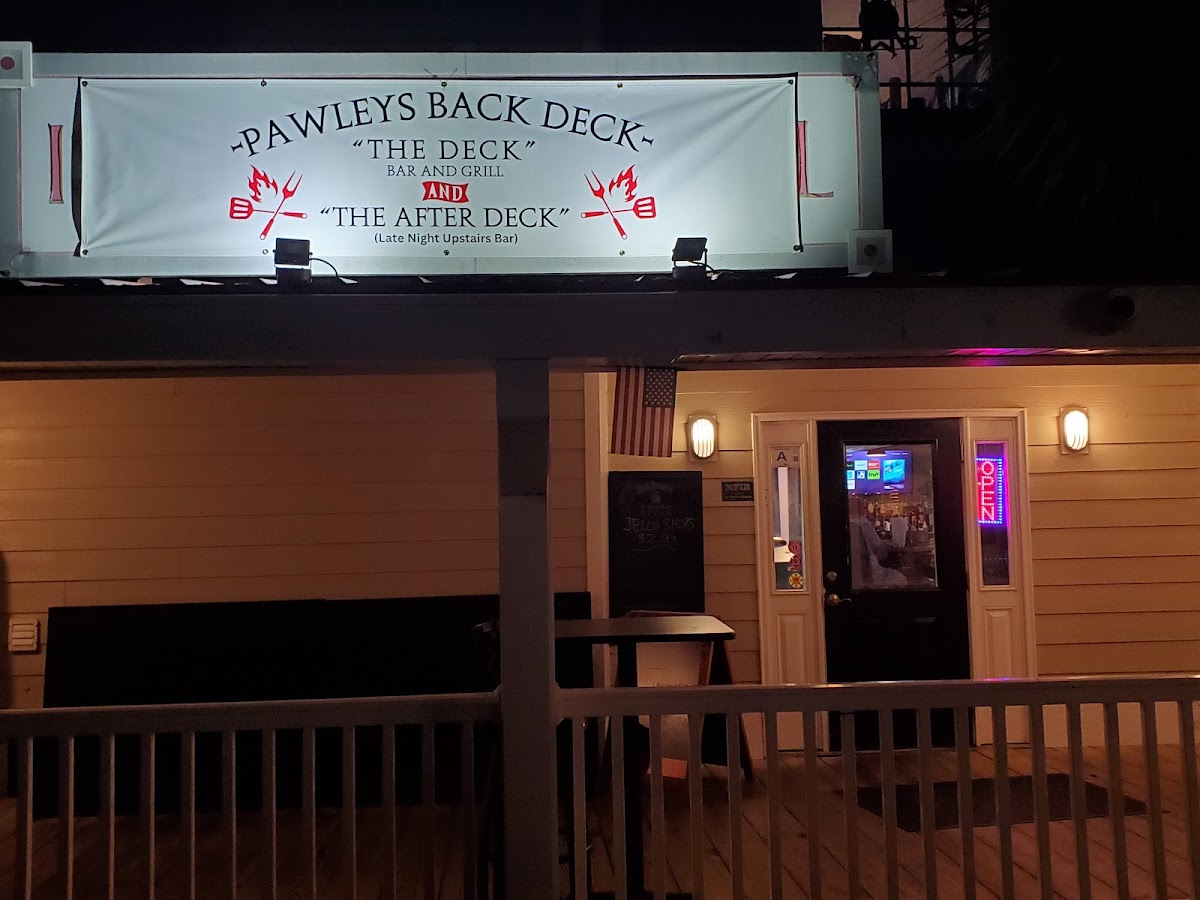 Pawleys Back Deck 'Bar & Grill'