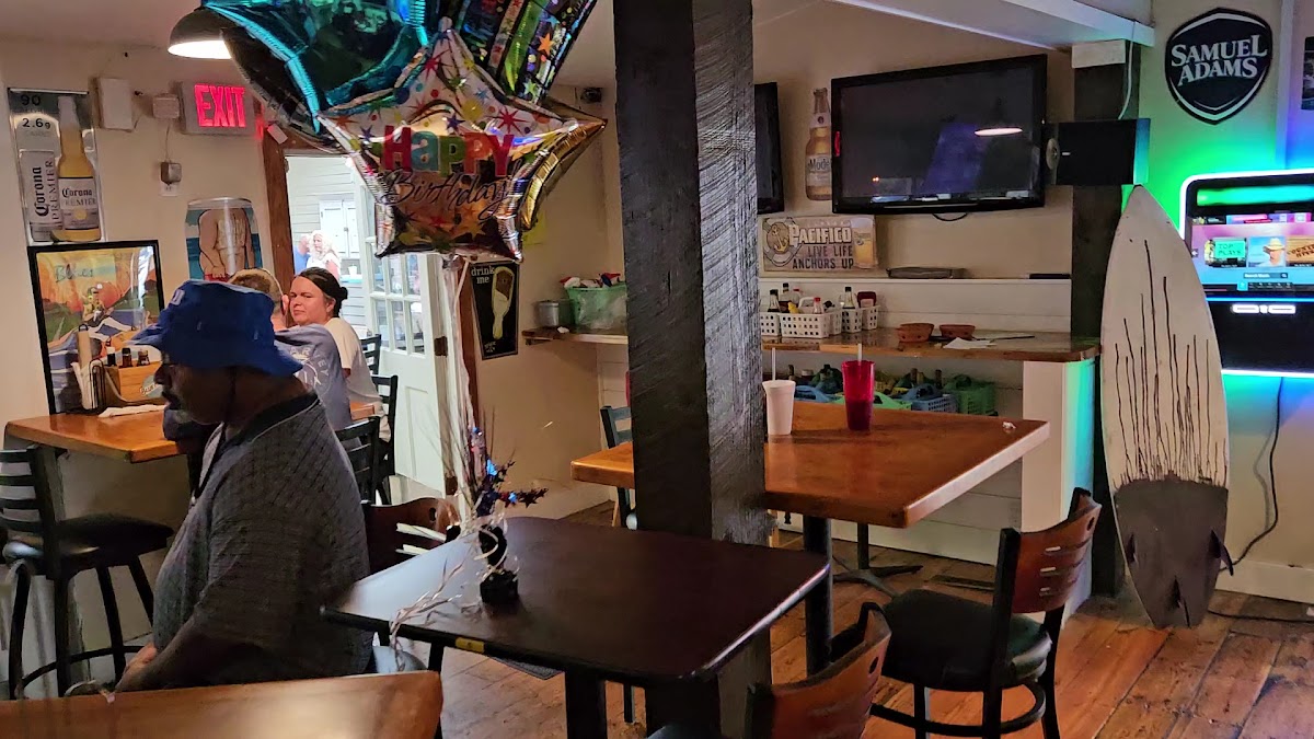 Pawleys Back Deck 'Bar & Grill' Photo 2