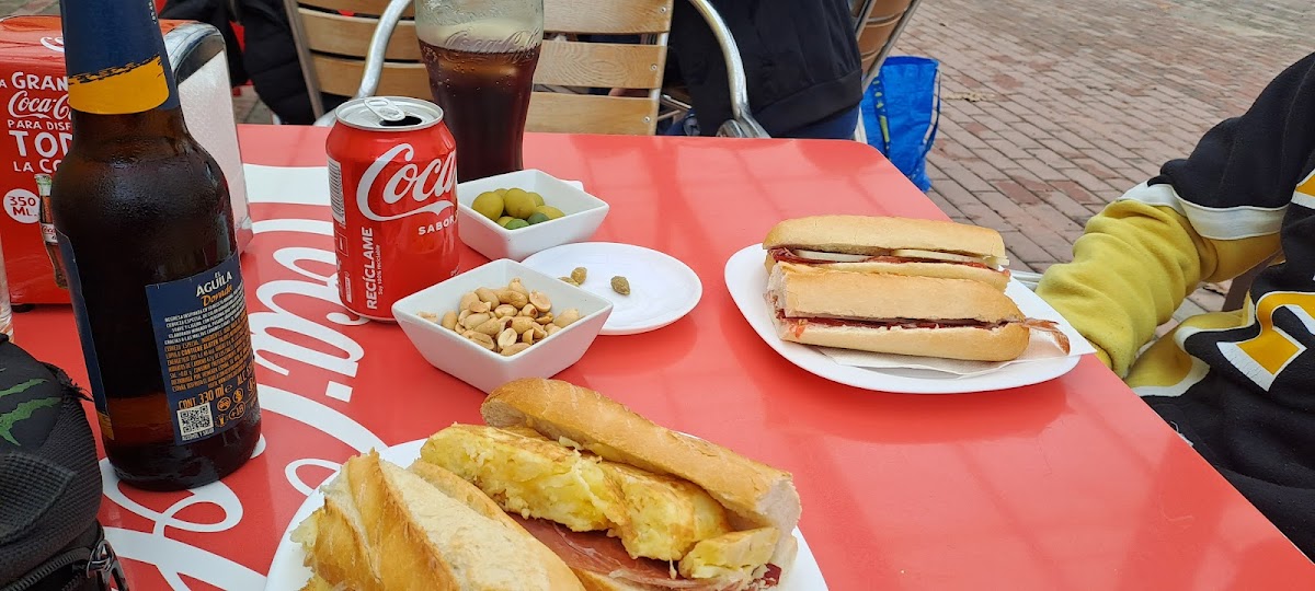 Cafeteria Bocateria Morell Photo 6
