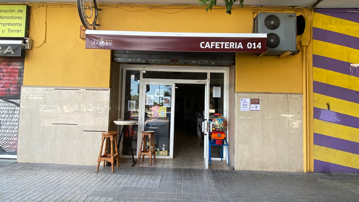 CAFE-BAR 014