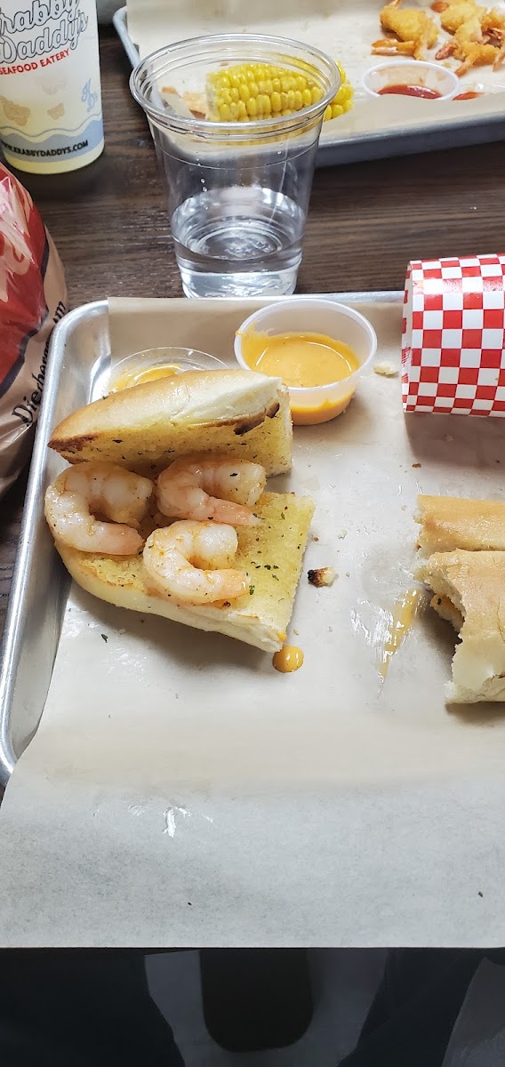 Krabby Daddy's Seafood Eatery Photo 10