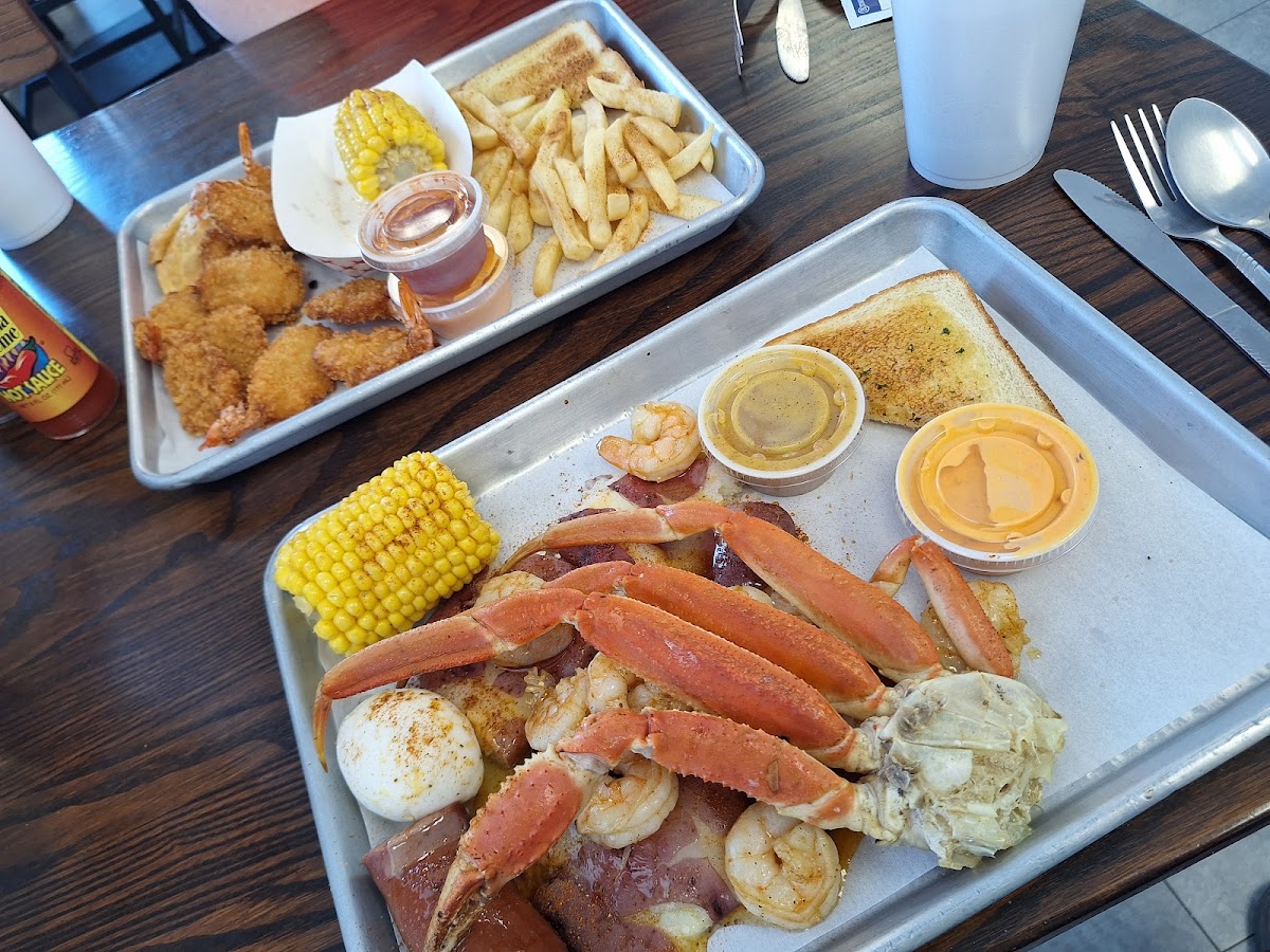 Krabby Daddy's Seafood Eatery Photo 4