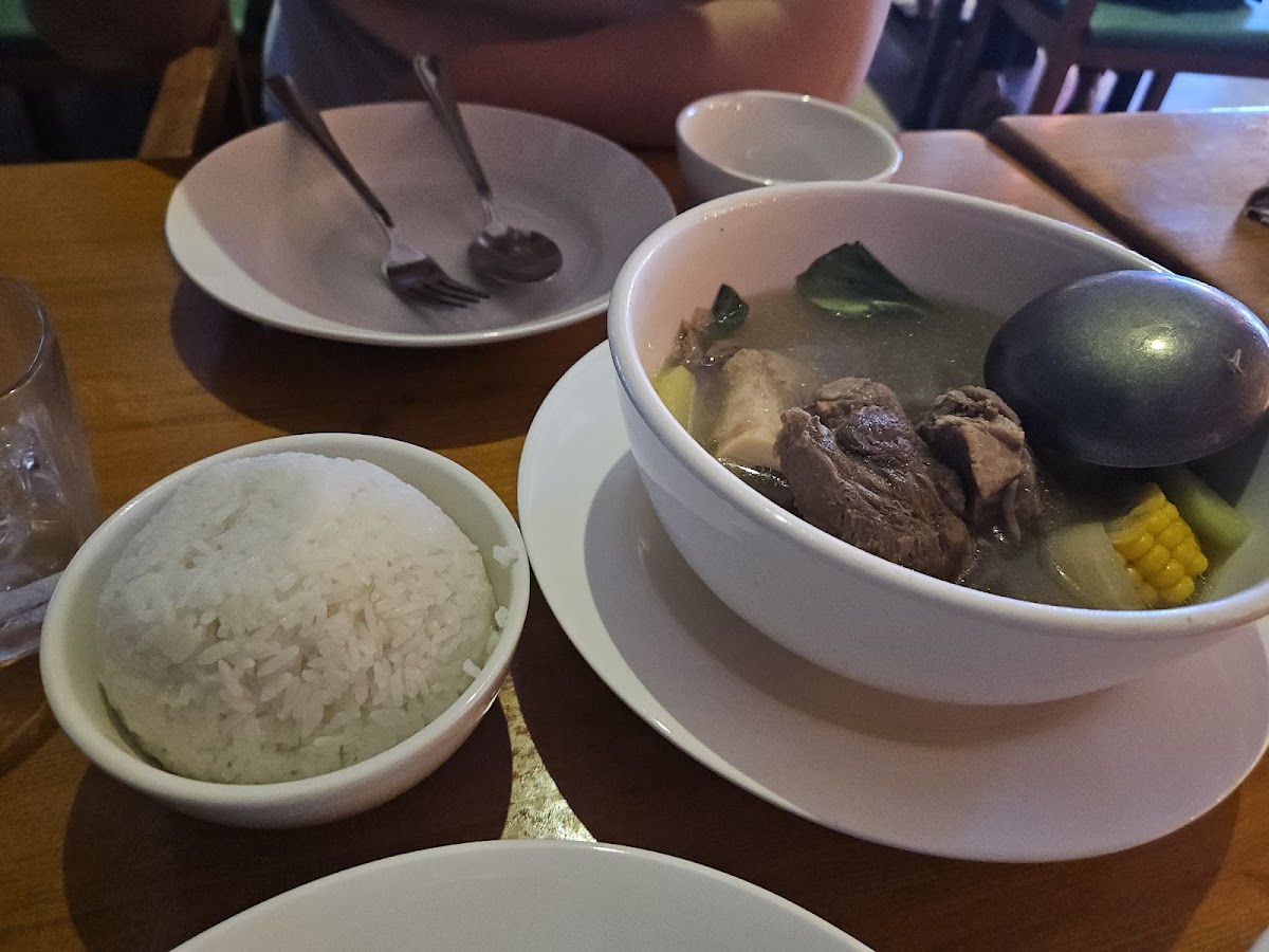 Cuesina Garden Bistro | Okada Photo 6