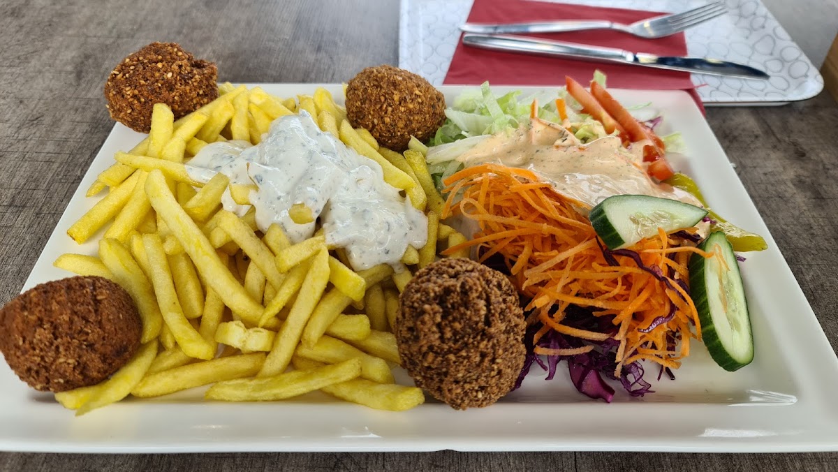 Yaman Döner Photo 10
