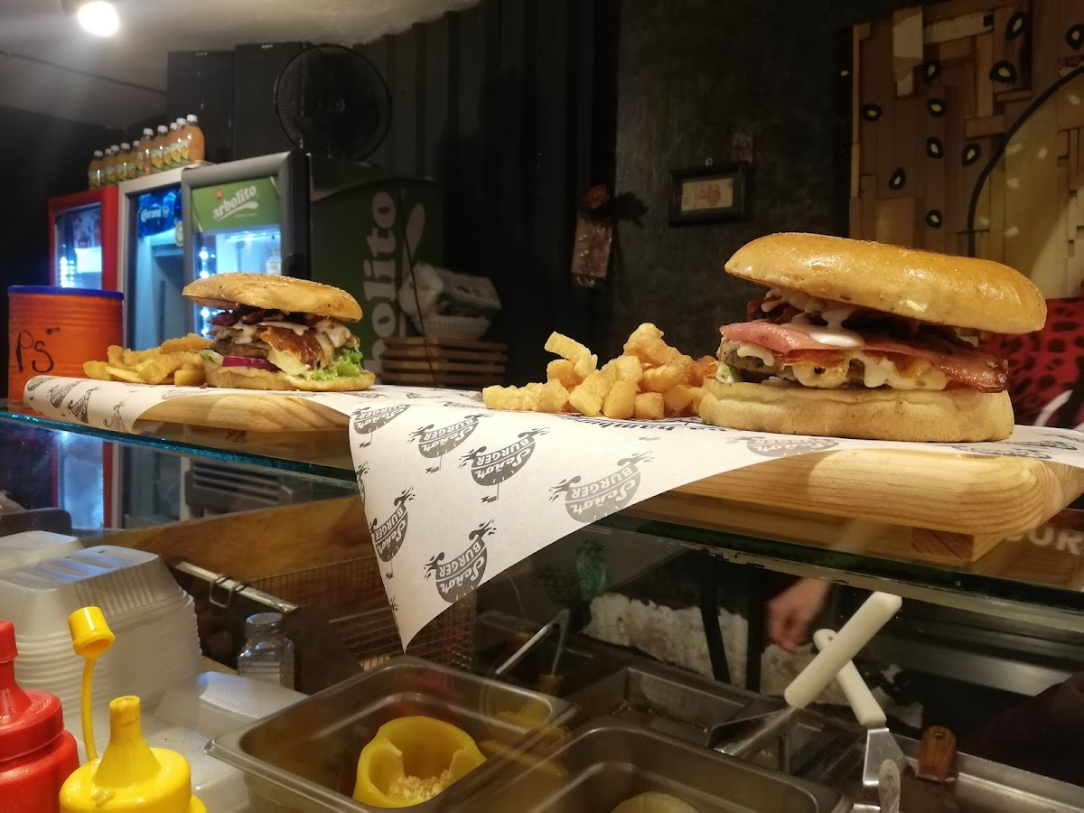 The Ramis Inc. Burger Photo 9