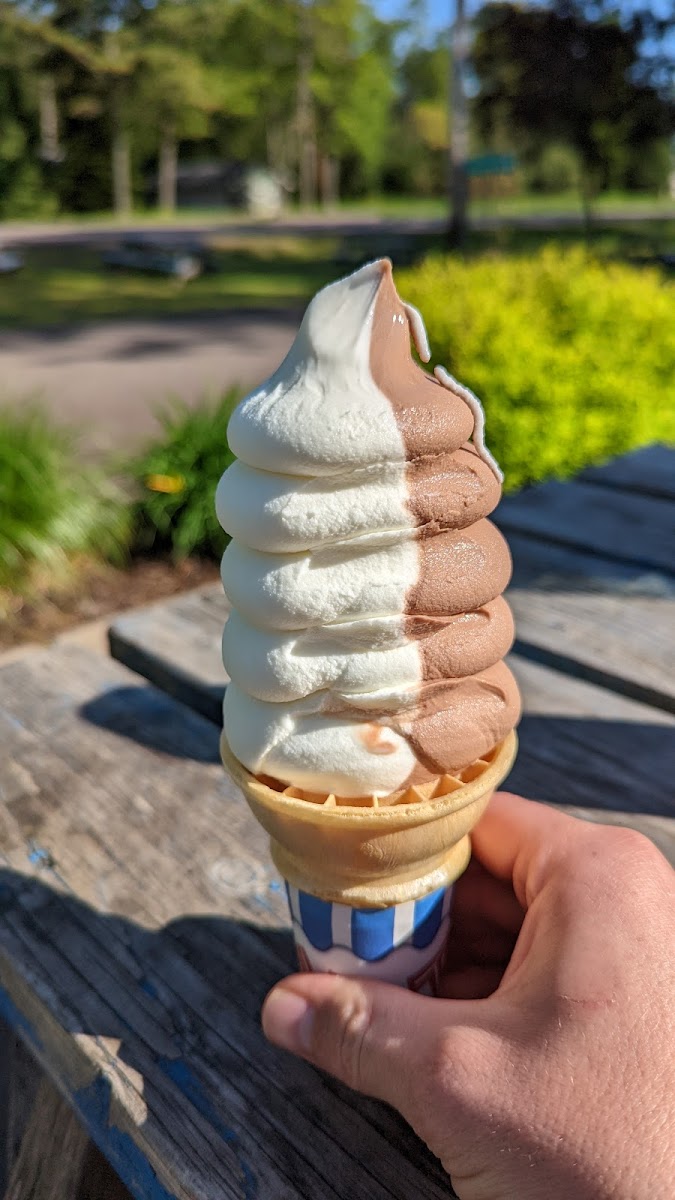 Briq's Soft Serve Photo 7