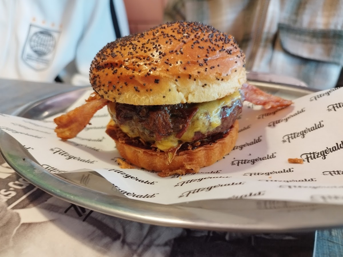 The Fitzgerald Burger Company Photo 4