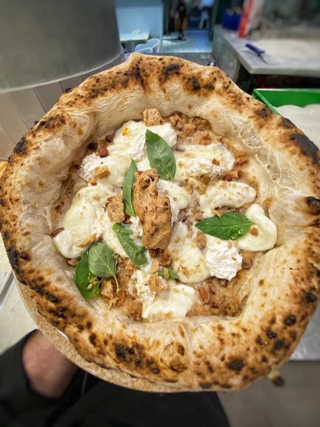 Pizzeria Vincenzo Capuano La Spezia Photo 8