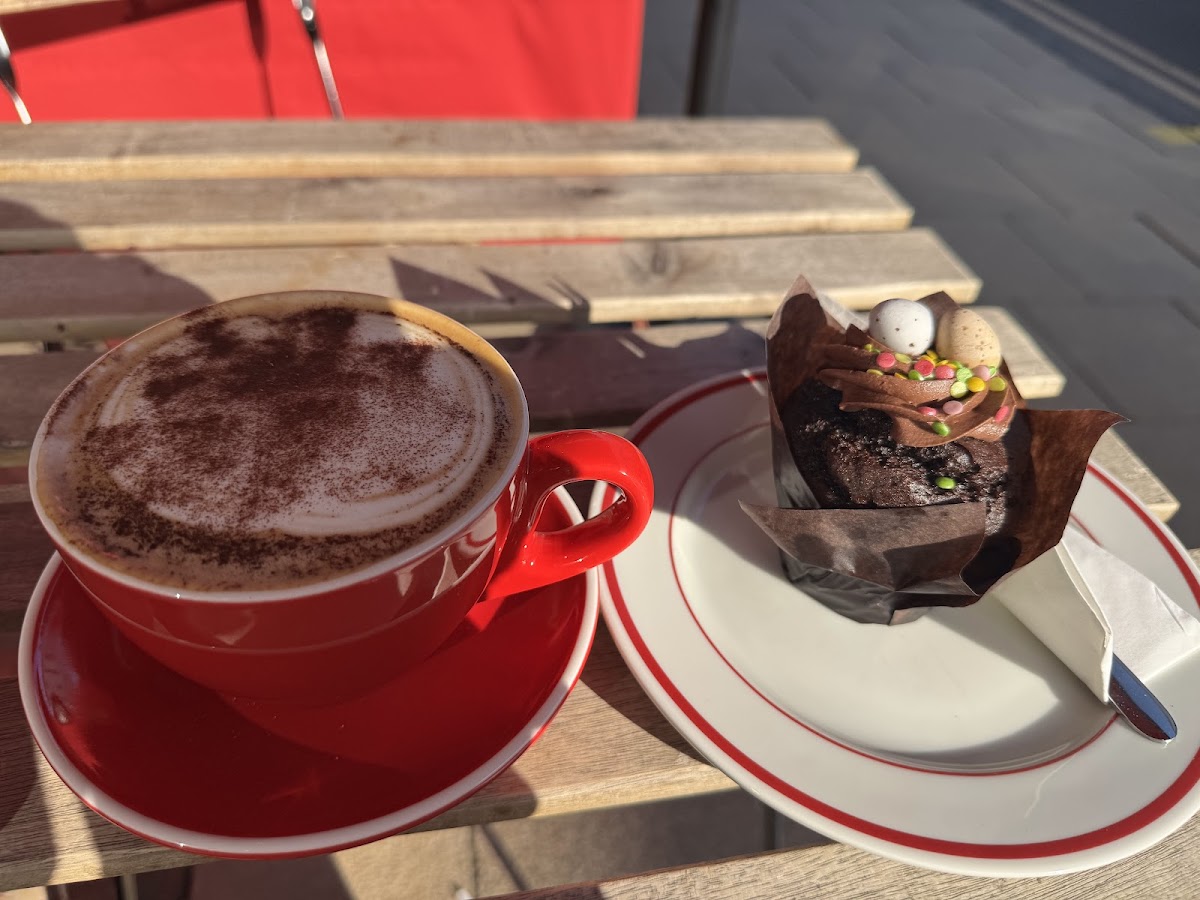 Brucester's Coffee Photo 3