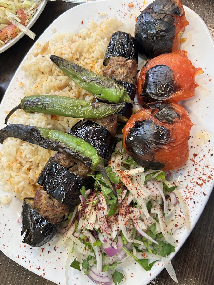 Ali Usta Ocakbaşı Restaurant - Duisburg Photo 5