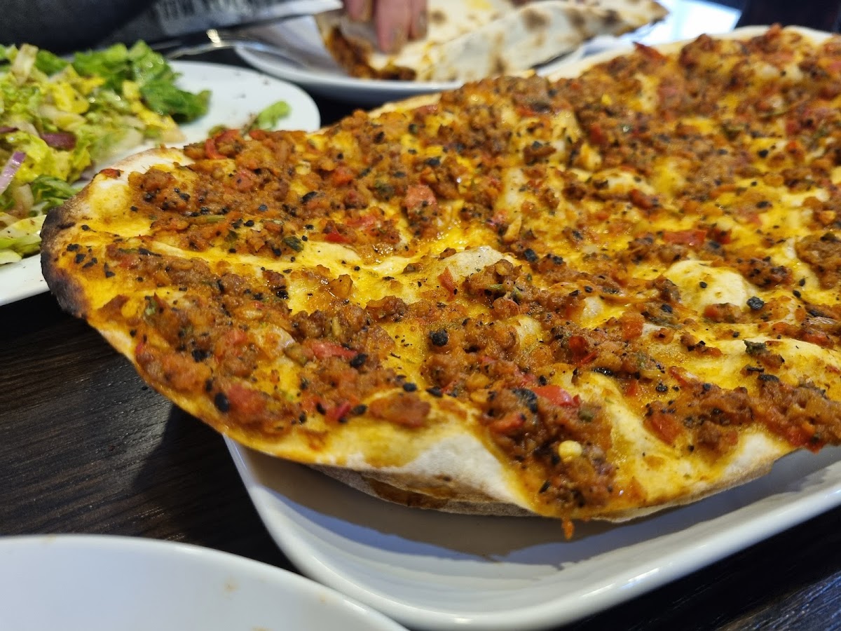 Ali Usta Ocakbaşı Restaurant - Duisburg Photo 8