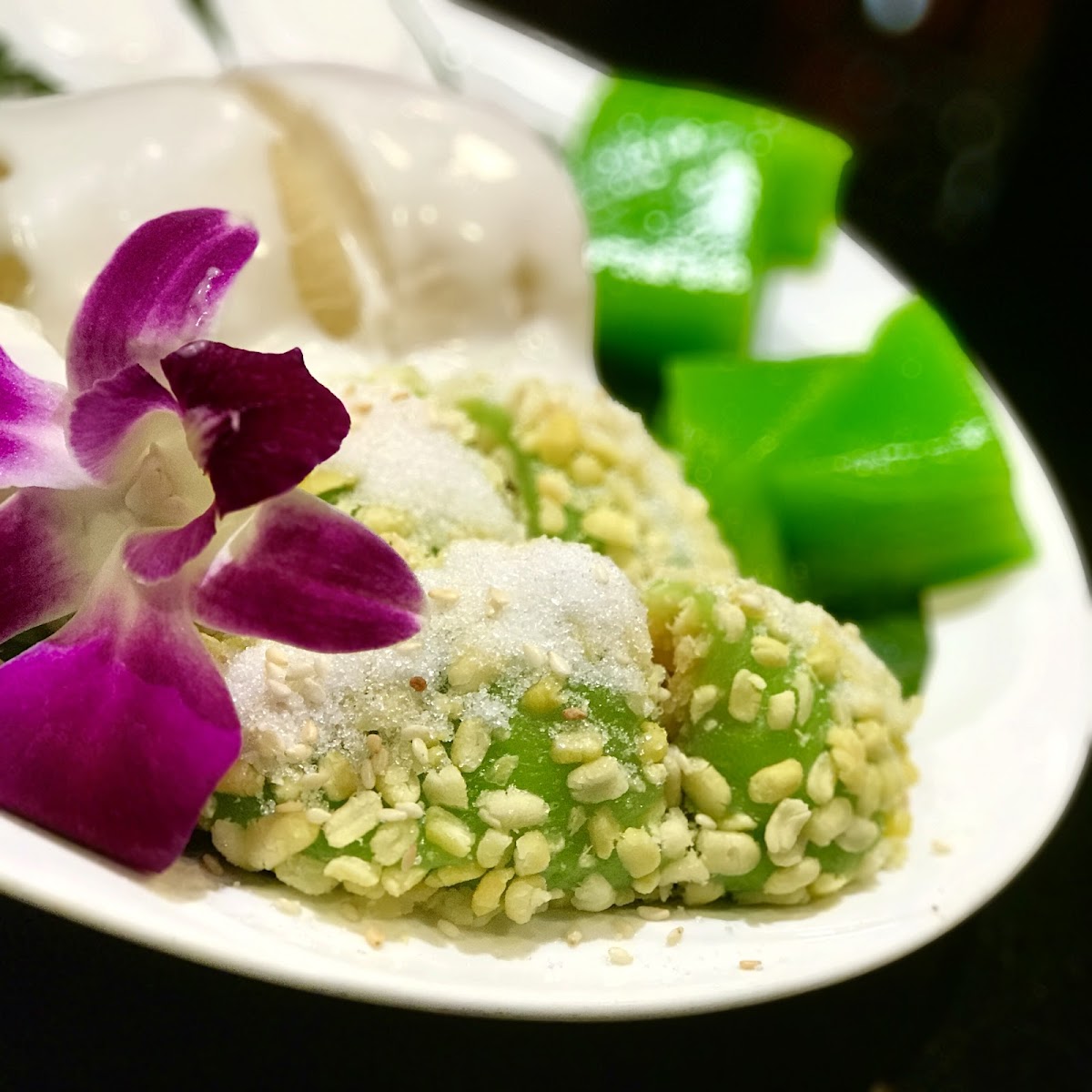 Koon Thai Hai Nam Chicken