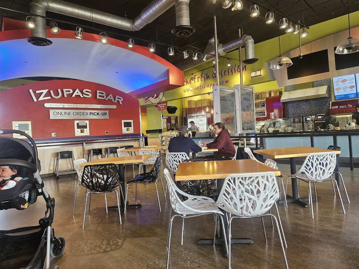 Cafe Zupas Photo 4