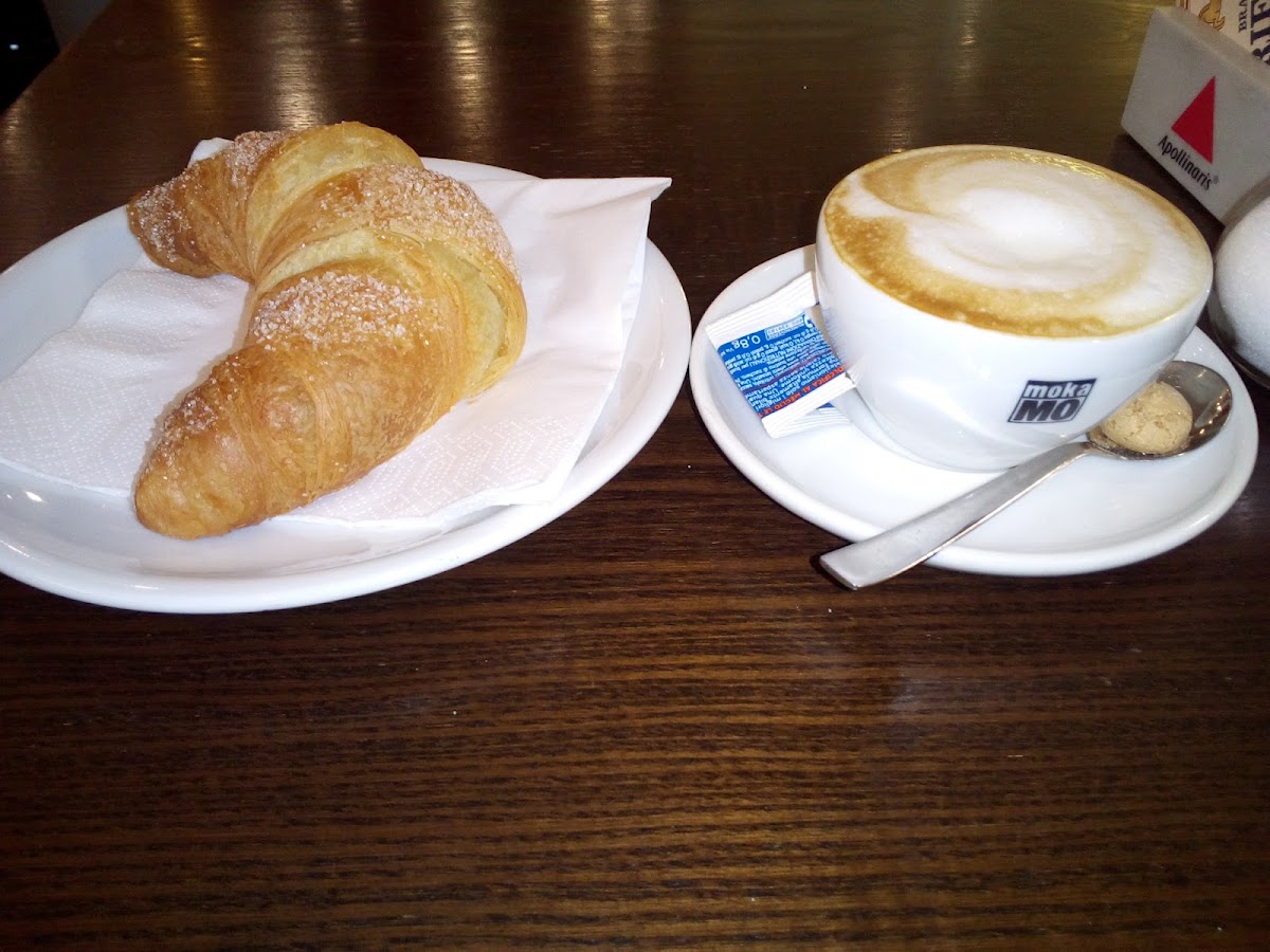 Alessandro caffè FRECCIAROSSA - Augsburg Photo 5